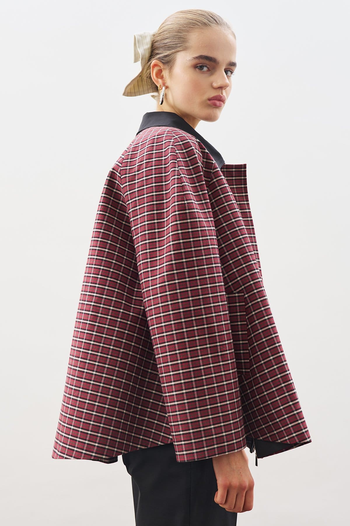 Plaid contrast-collar trench coat