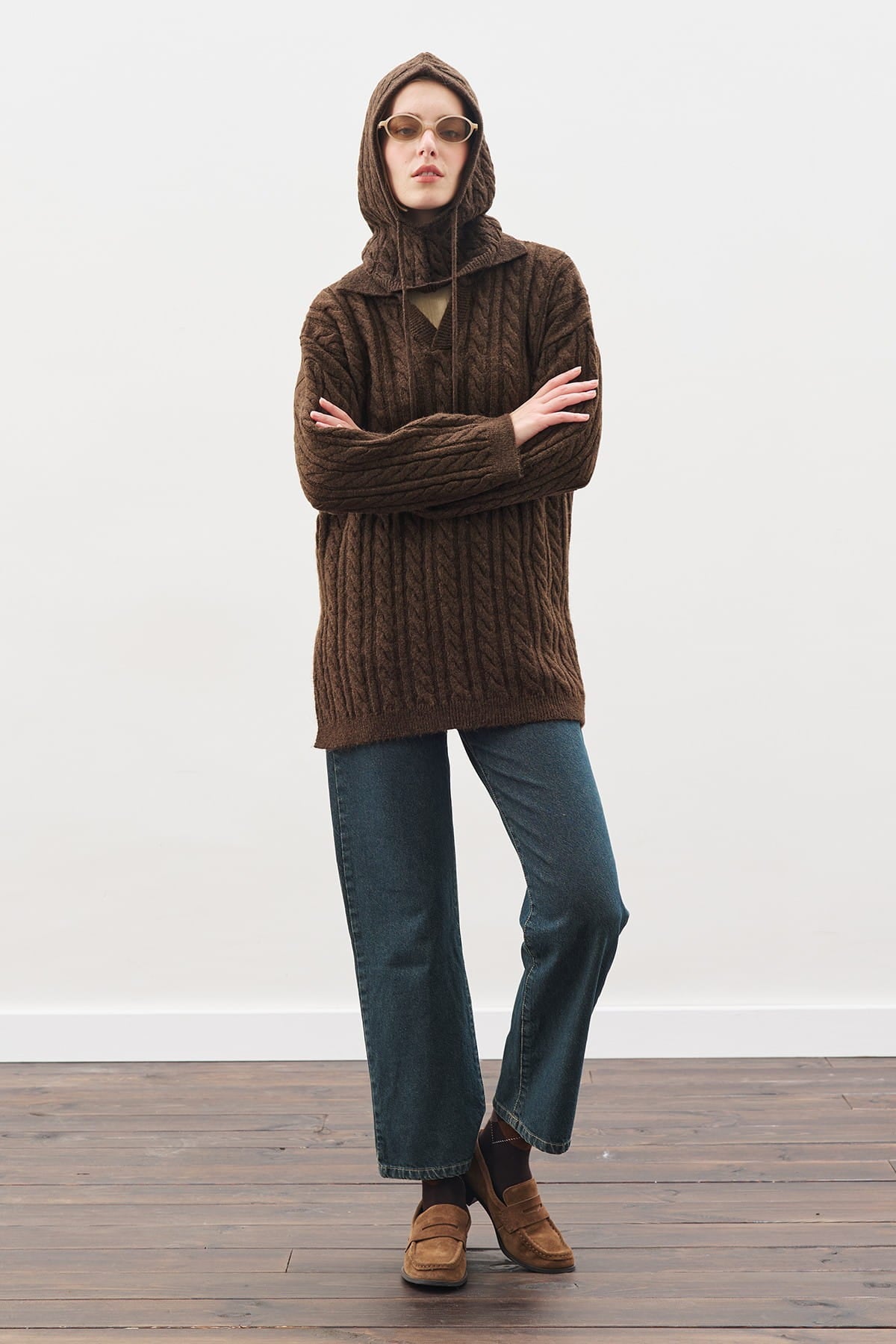 Collared hair knit sweater brown