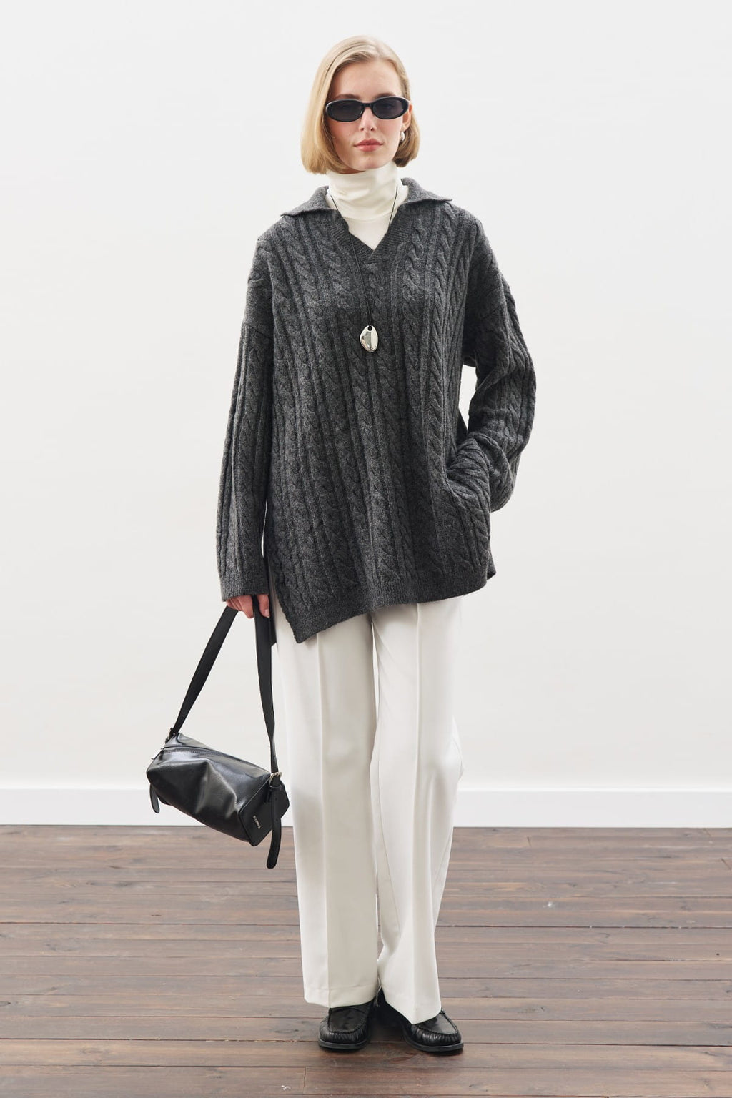 Collared hair knit sweater anthracite