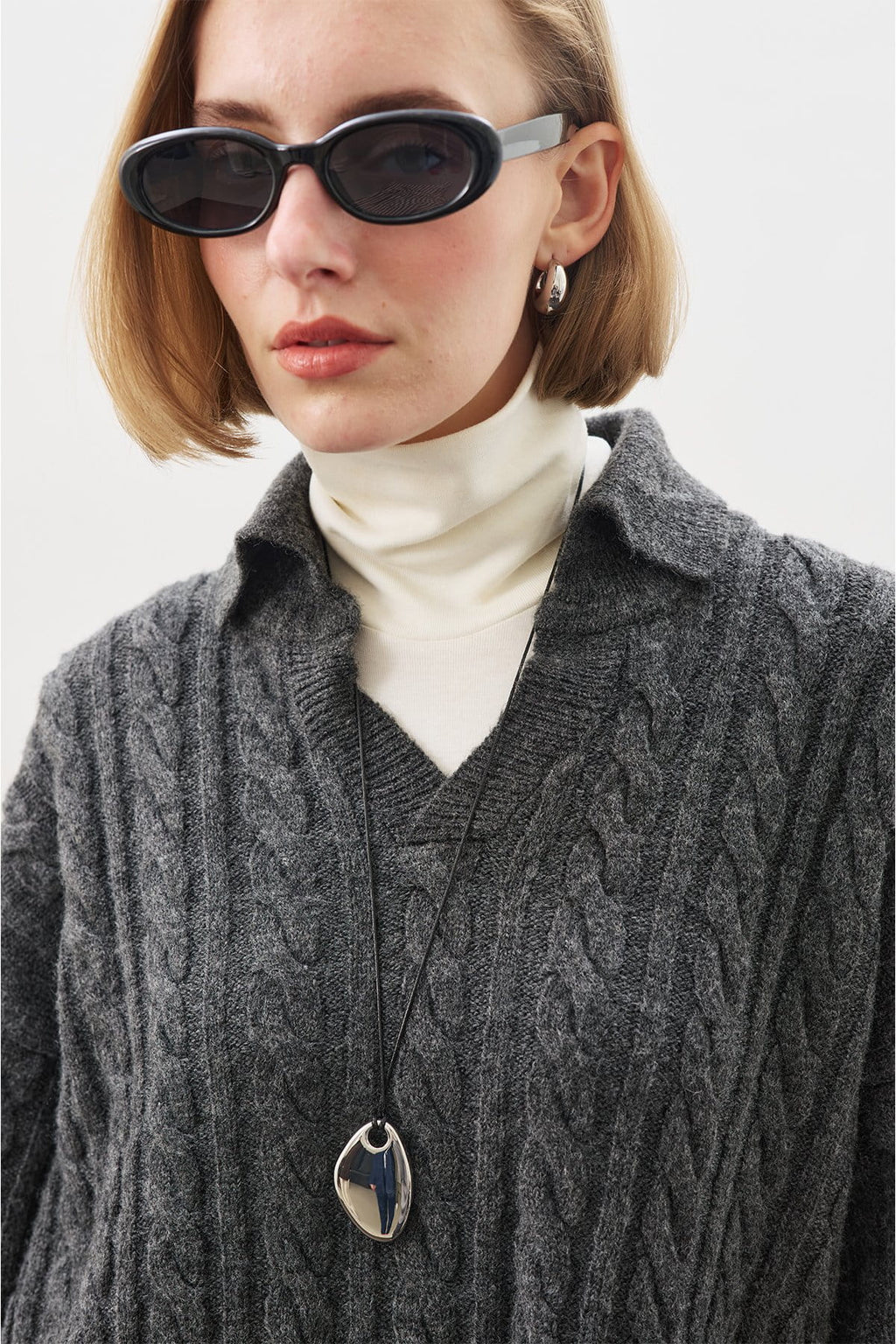 Collared hair knit sweater anthracite