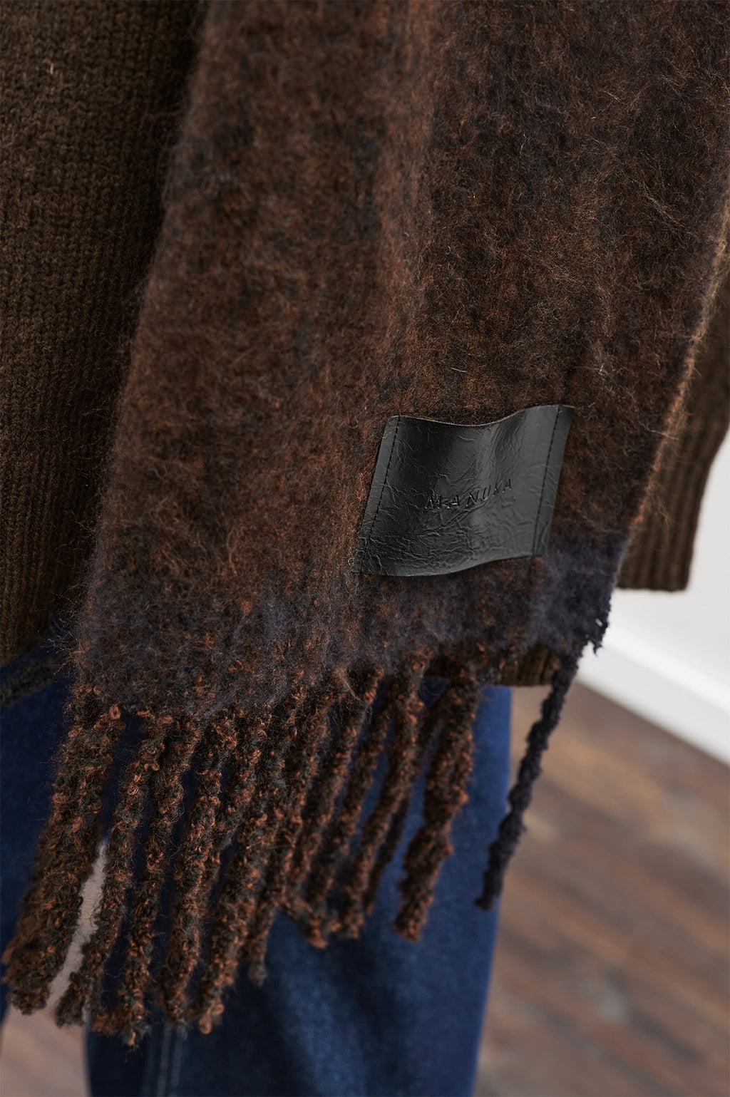 Brown stripe-detail scarf