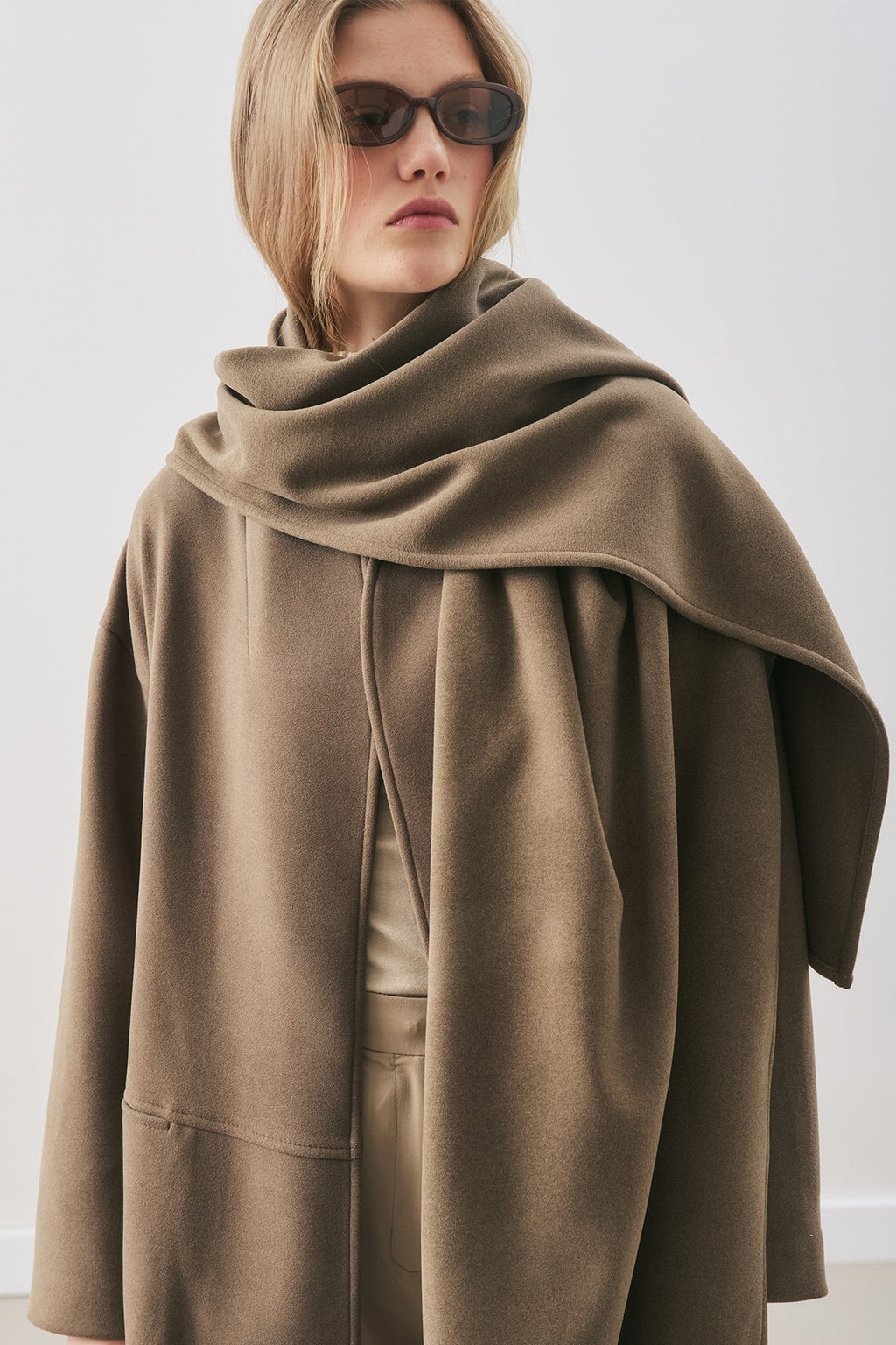 Soft cashmere scarf coat khaki