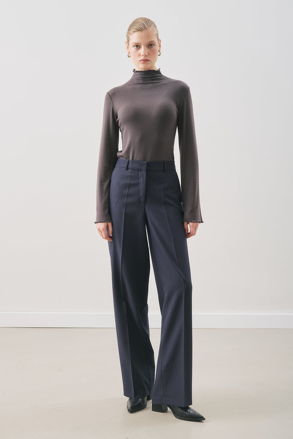 Navy blue long-leg straight trousers