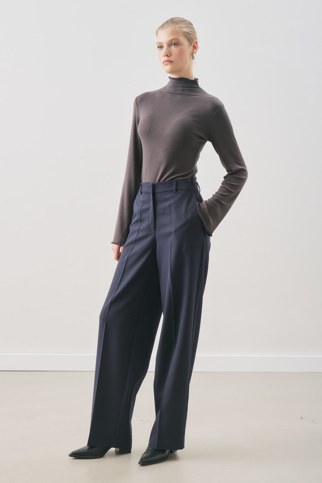 Navy blue long-leg straight trousers
