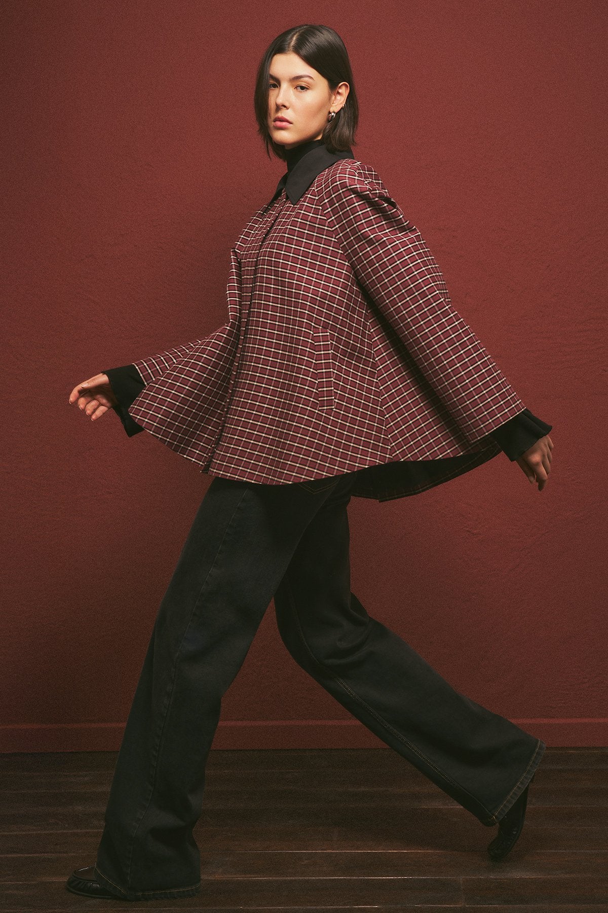 Plaid contrast-collar trench coat
