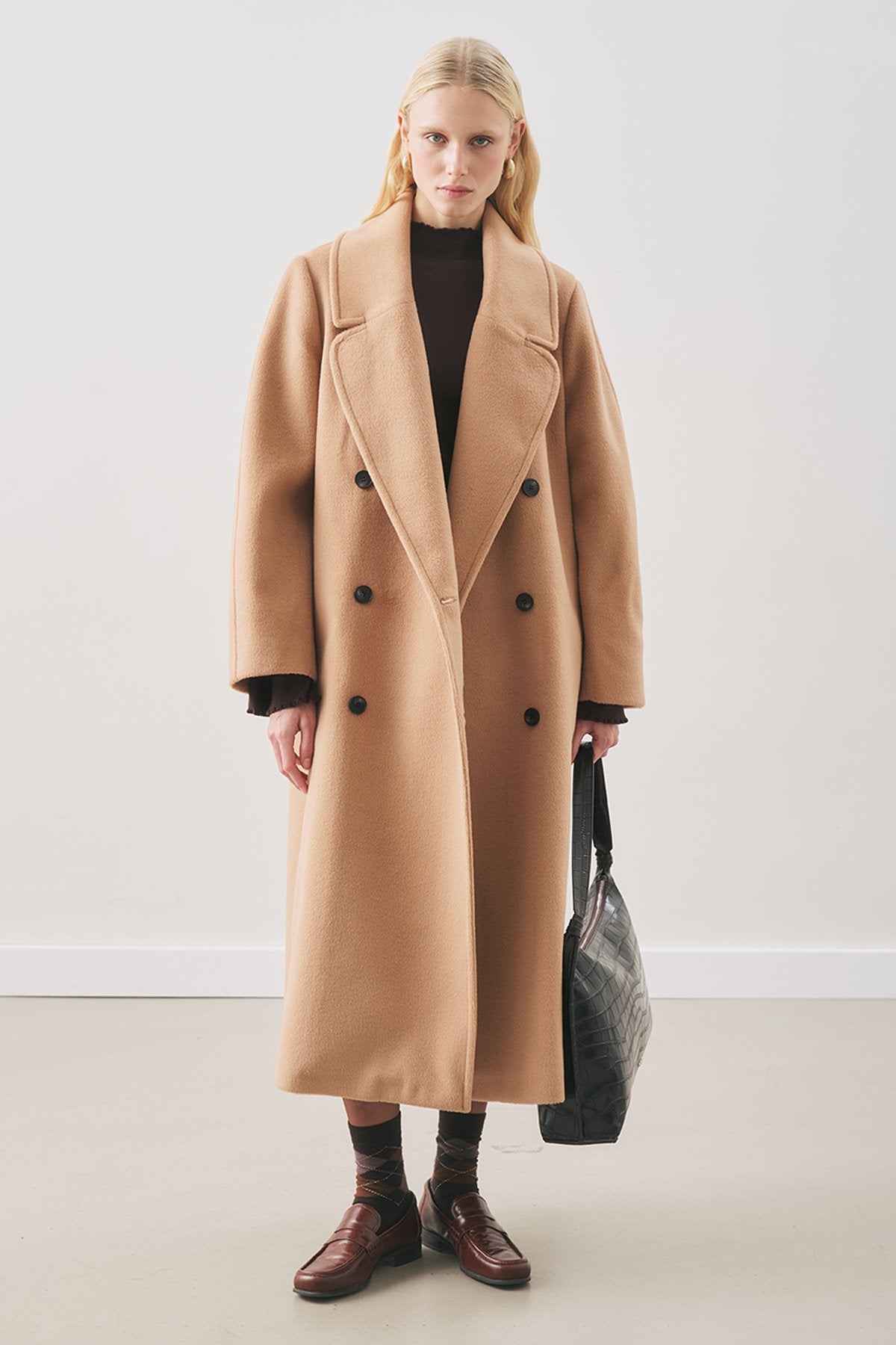 Milky brown double-breasted wool coat
