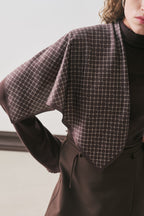 Patterned medium-length satin scarf fria