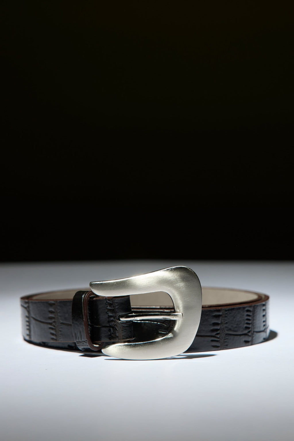 Crocodile leather look belt brown