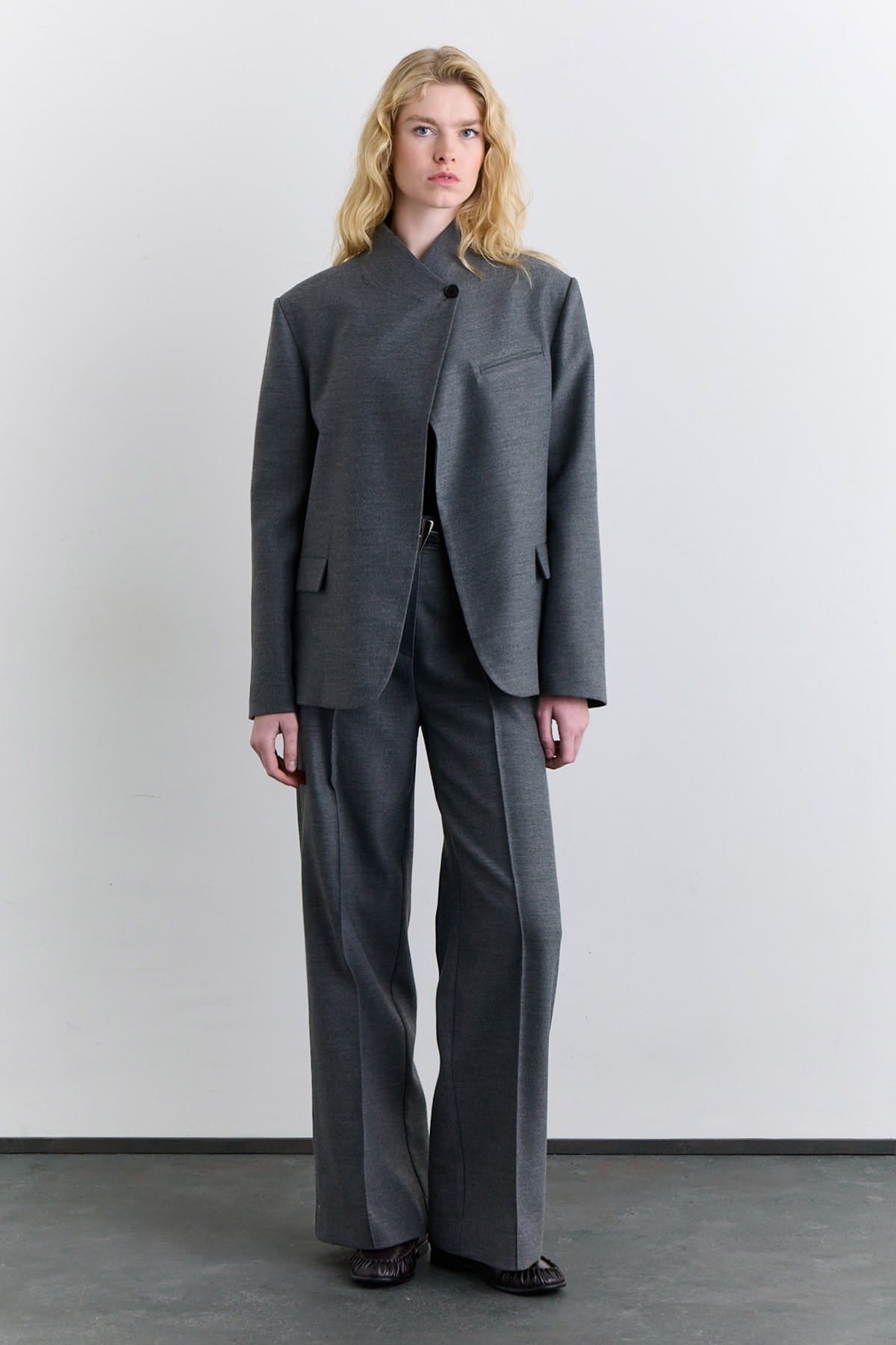 Grey high-neck blazer