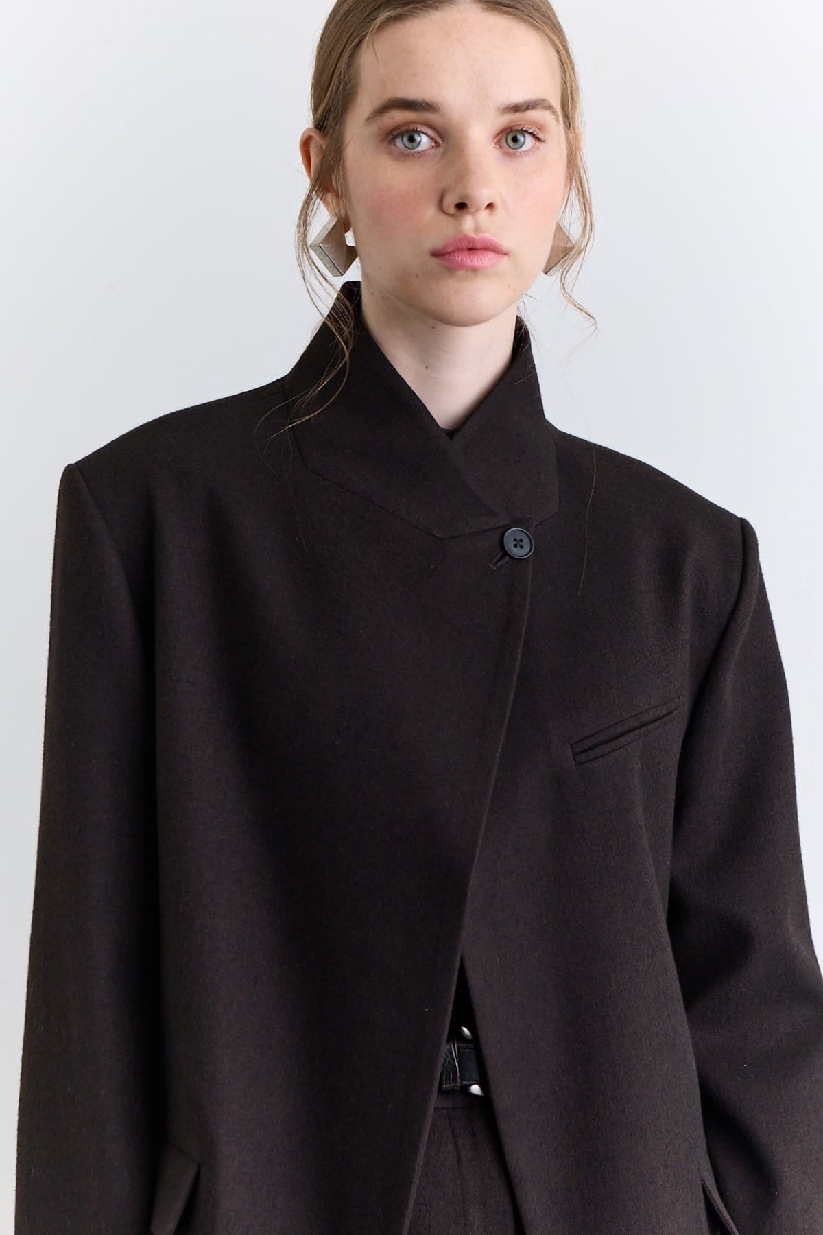 Brown high-neck blazer