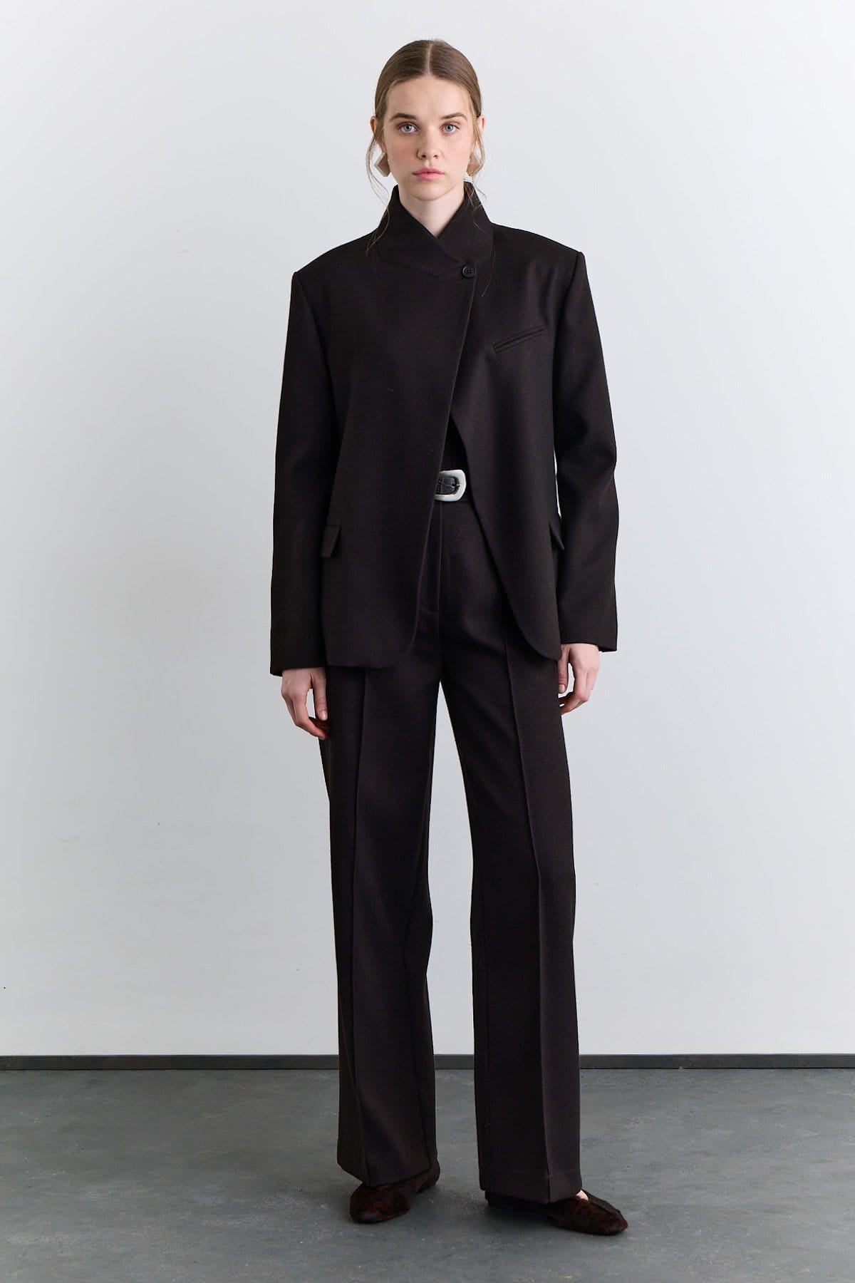 Brown high-neck blazer