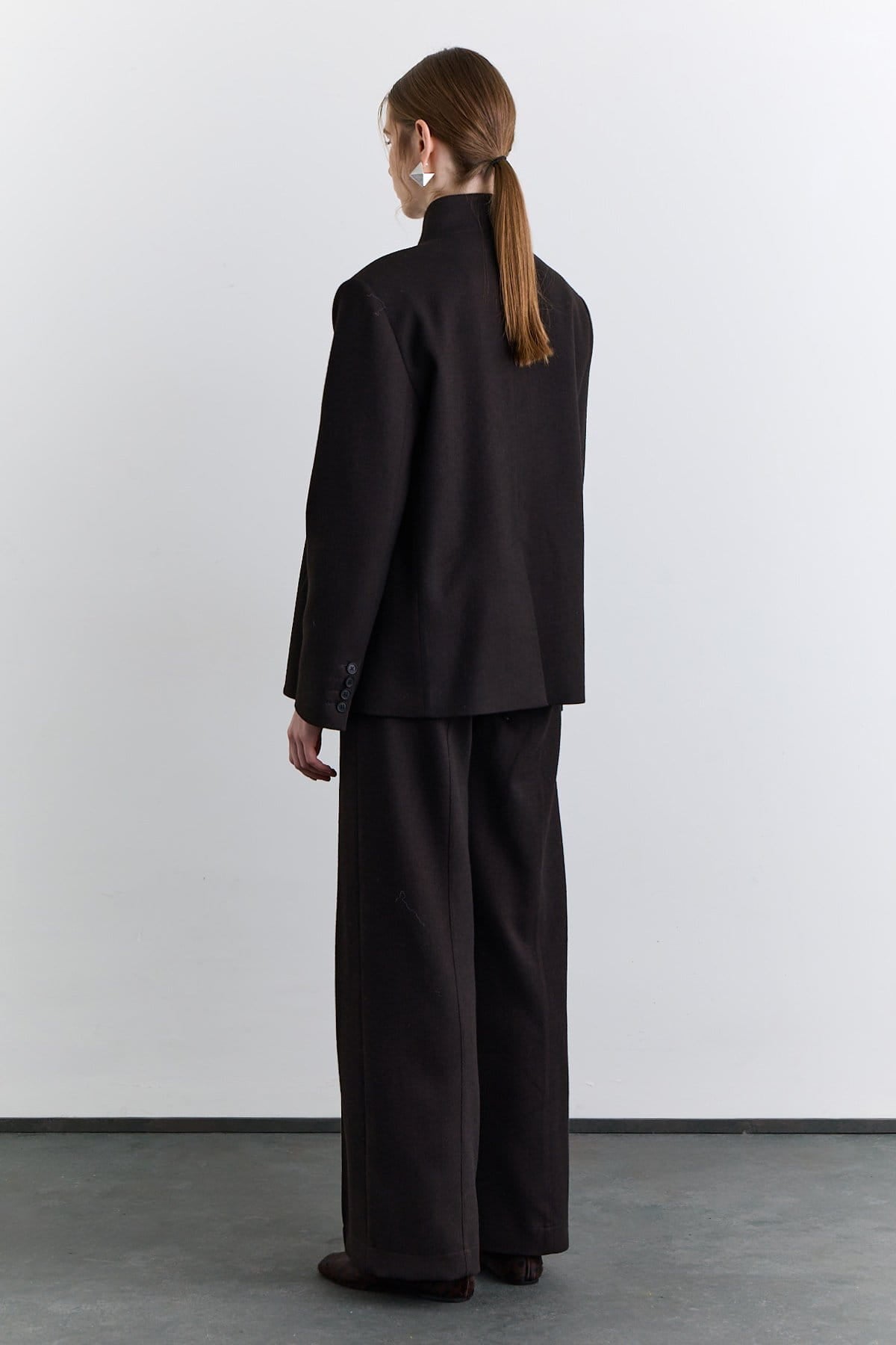 Brown classic pleated fabric trousers