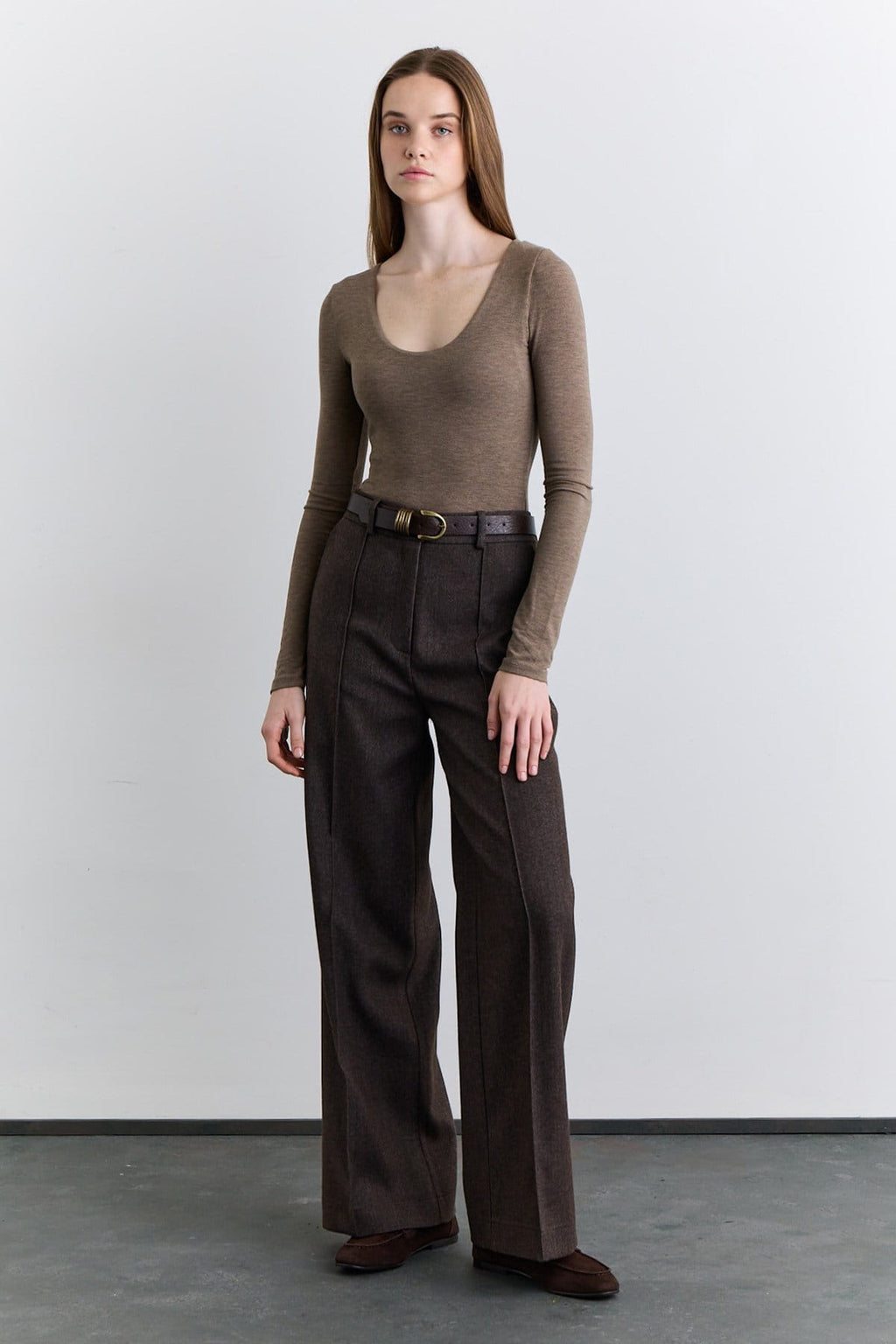 Mink classic pleated fabric trousers