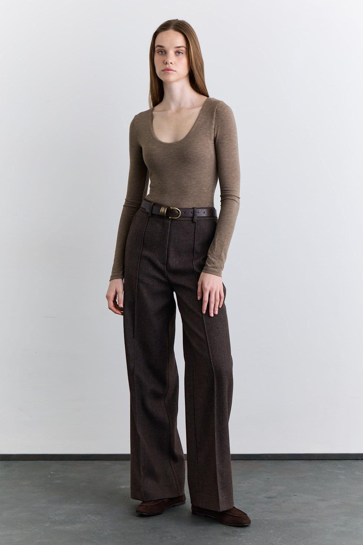 Mink classic pleated fabric trousers