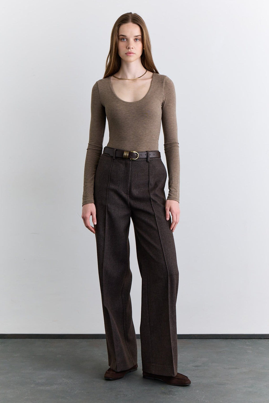Mink classic pleated fabric trousers
