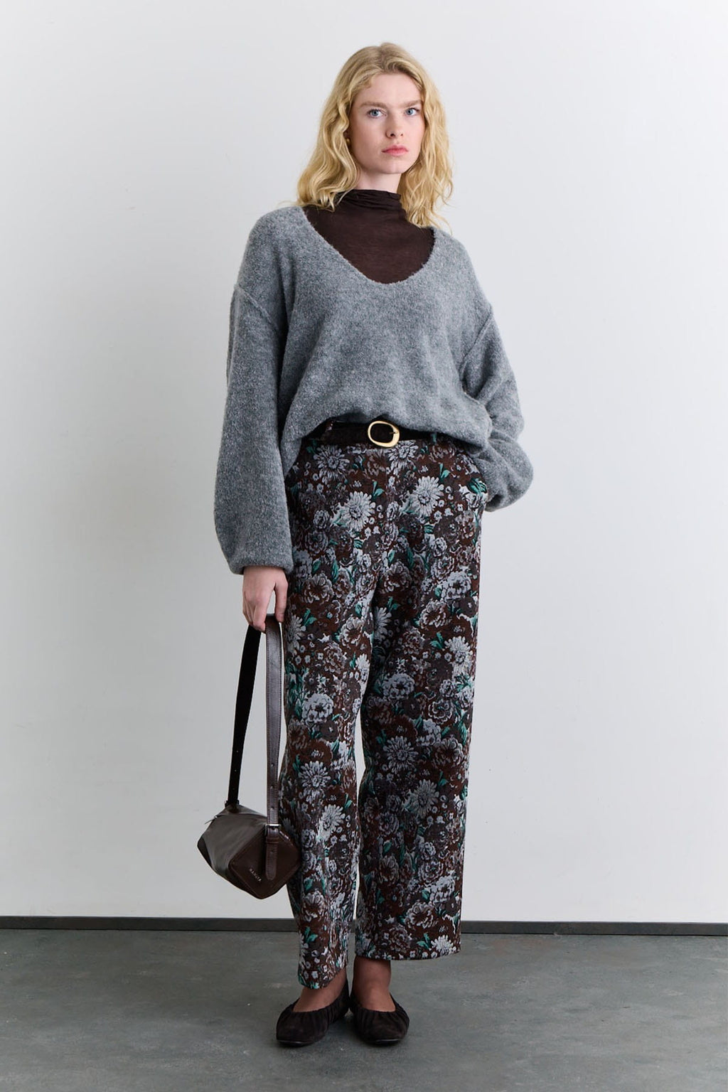 Jacquard patterned trousers brown