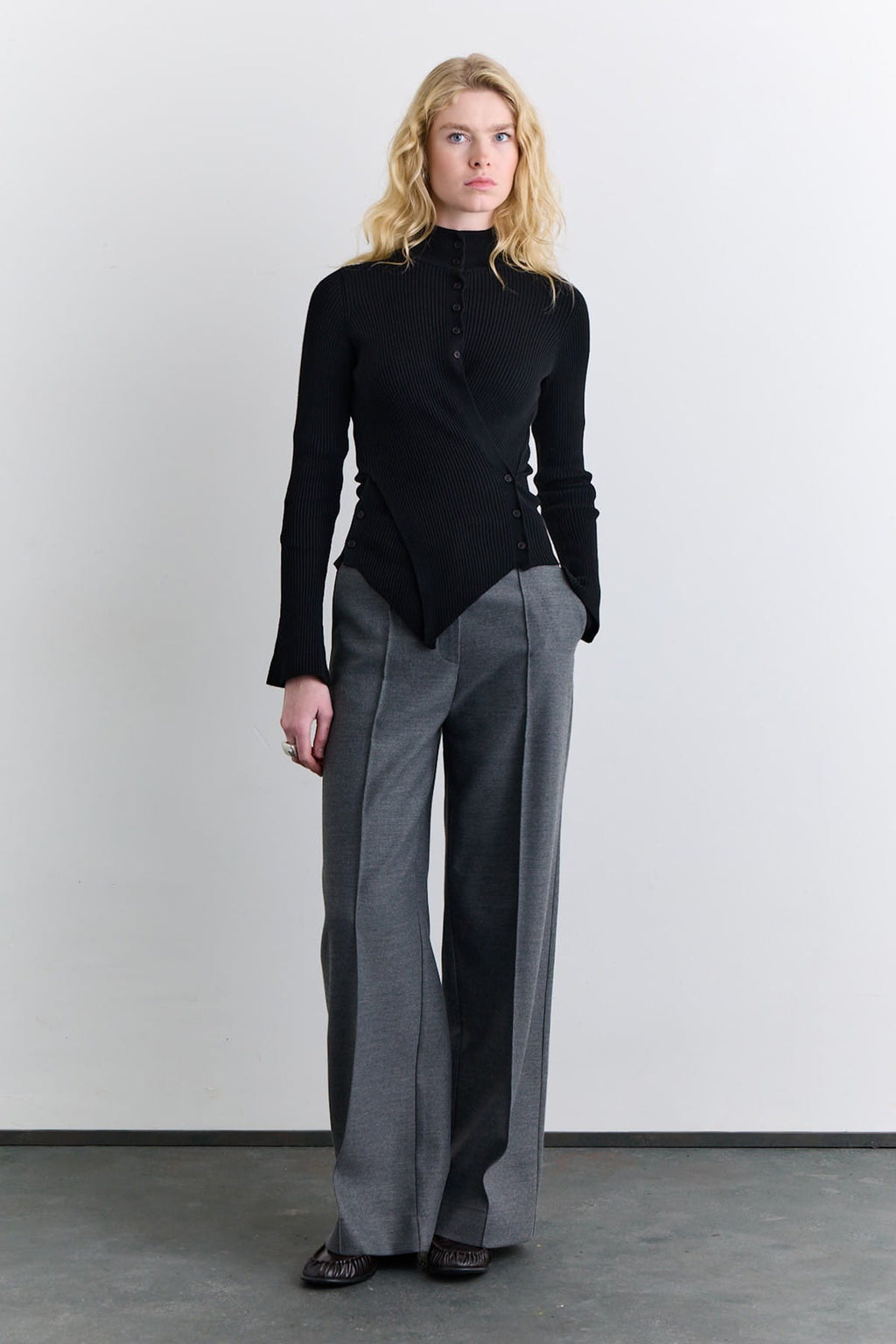 Grey classic pleated fabric trousers