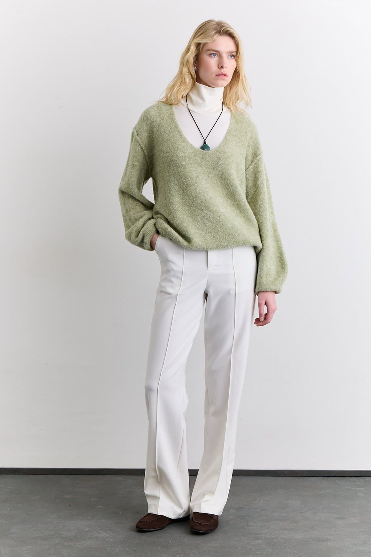 Soft textured sweater green