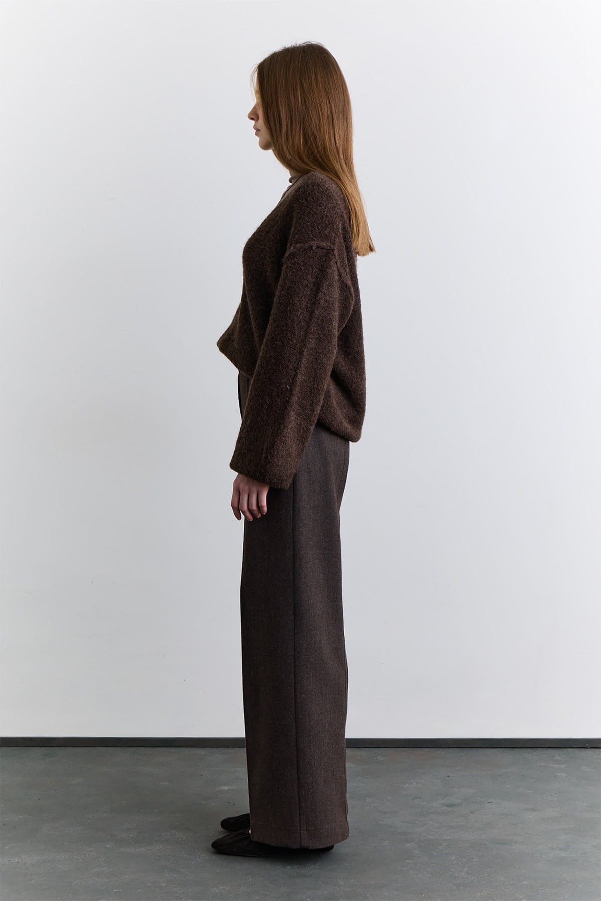 Soft textured sweater bitter brown
