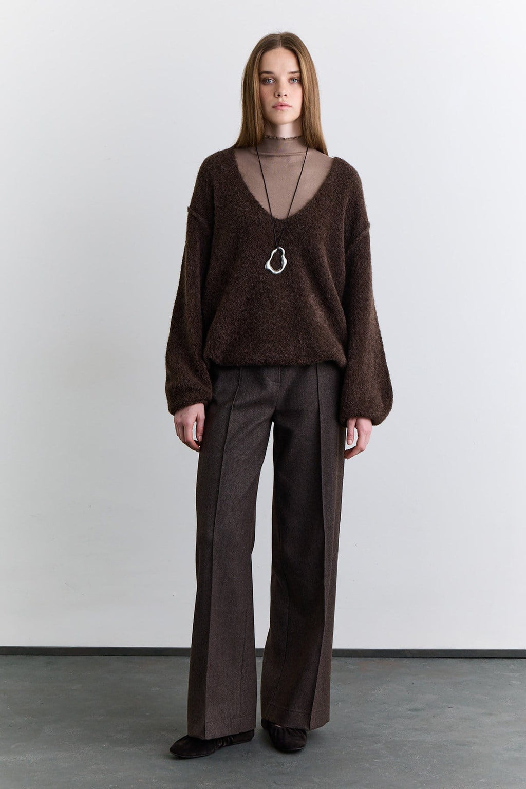 Soft textured sweater bitter brown
