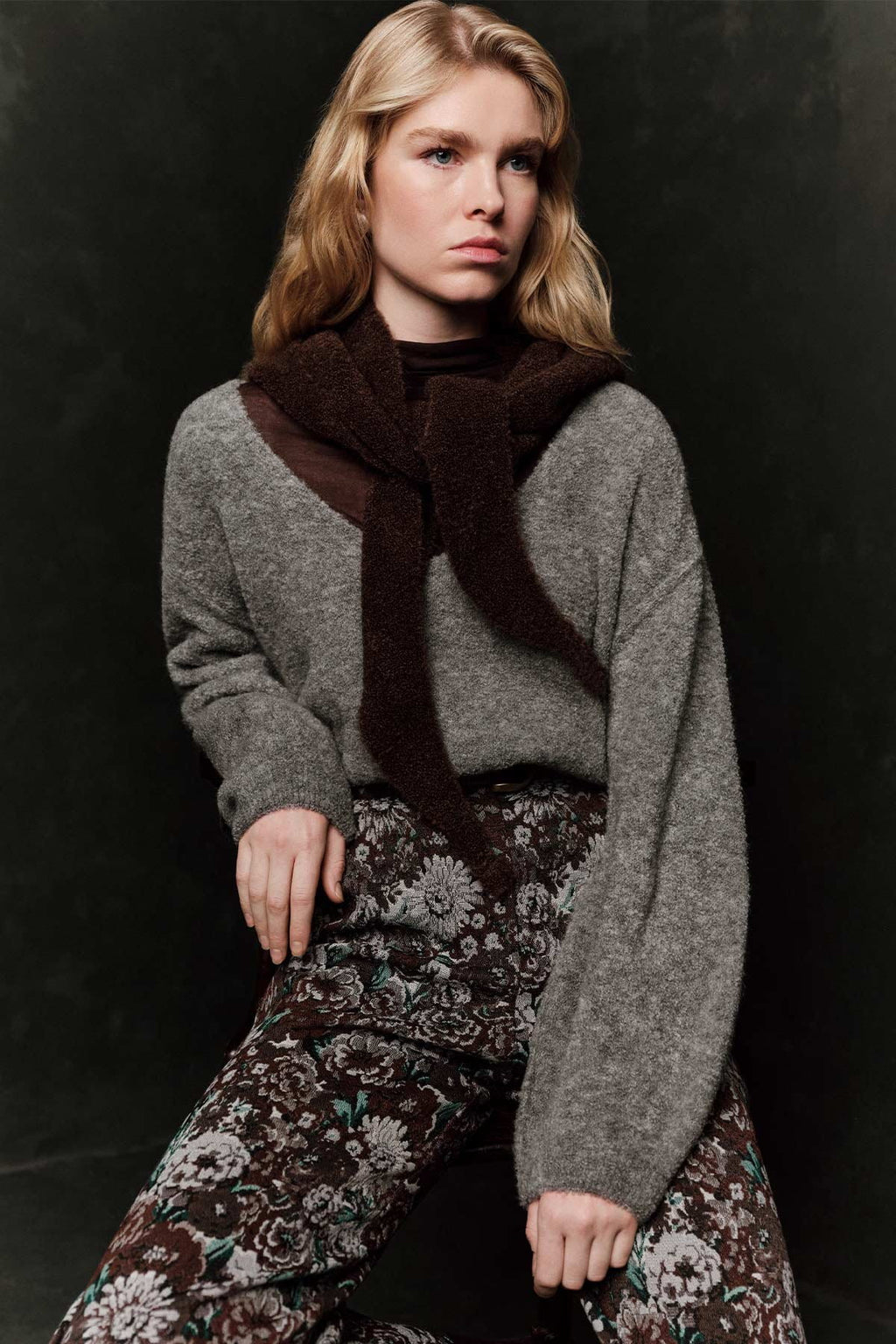 Soft textured sweater light grey