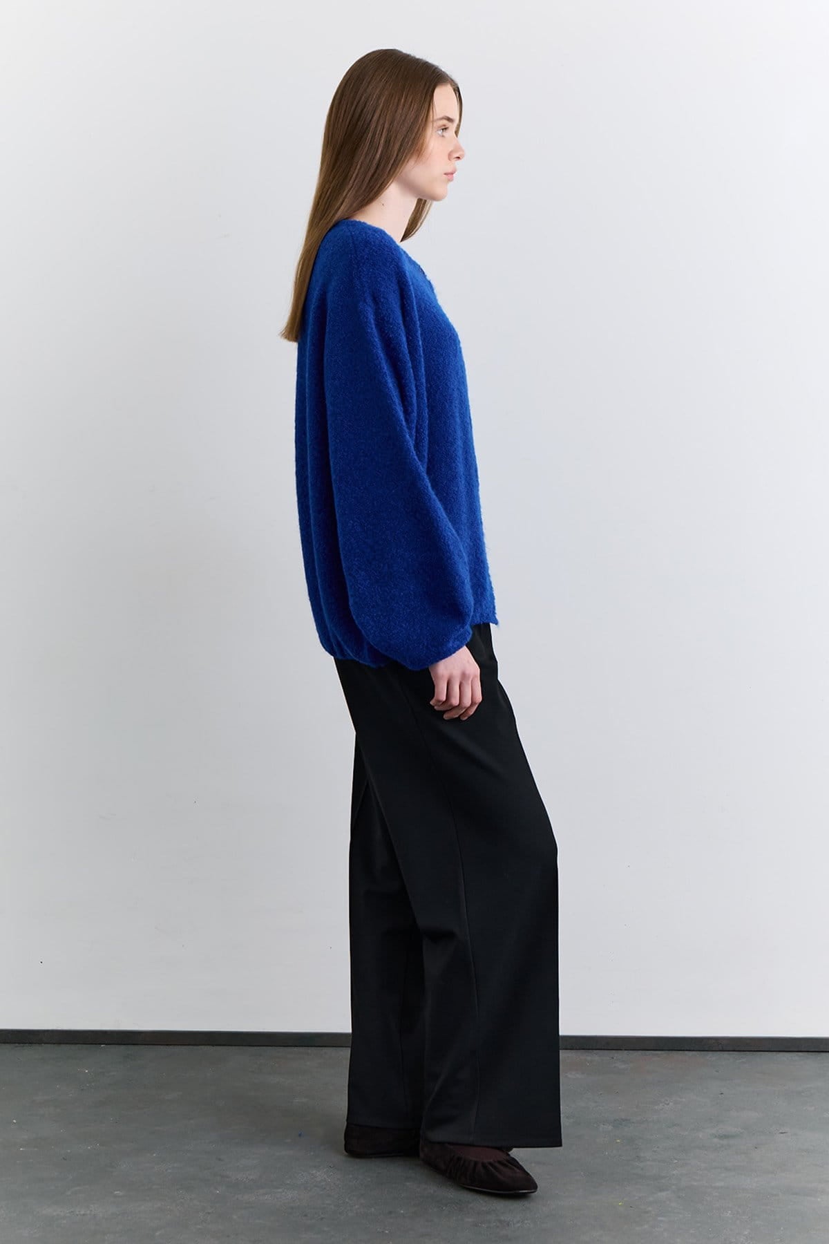 Soft textured buttoned cardigan blue