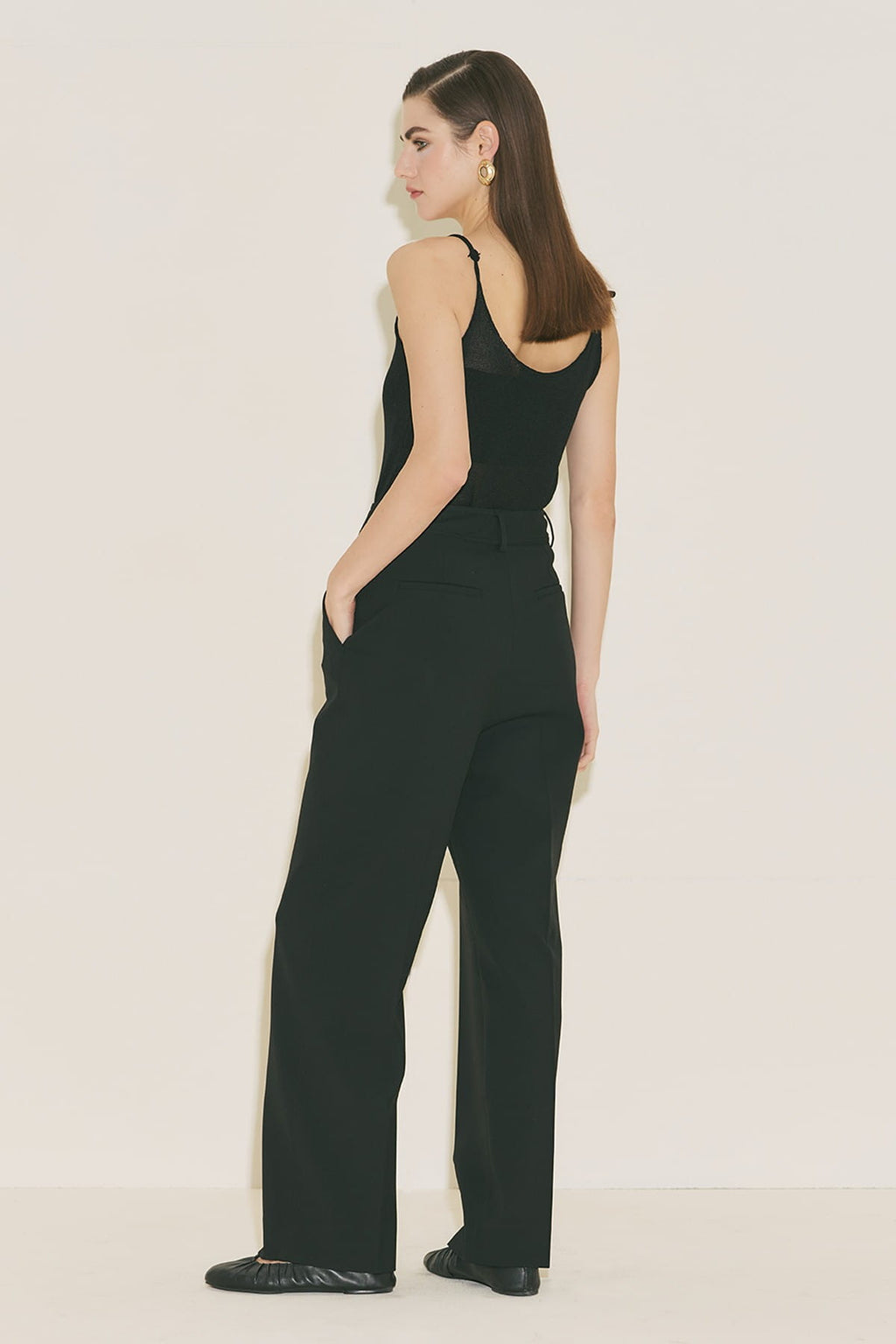 Straight classic trousers black