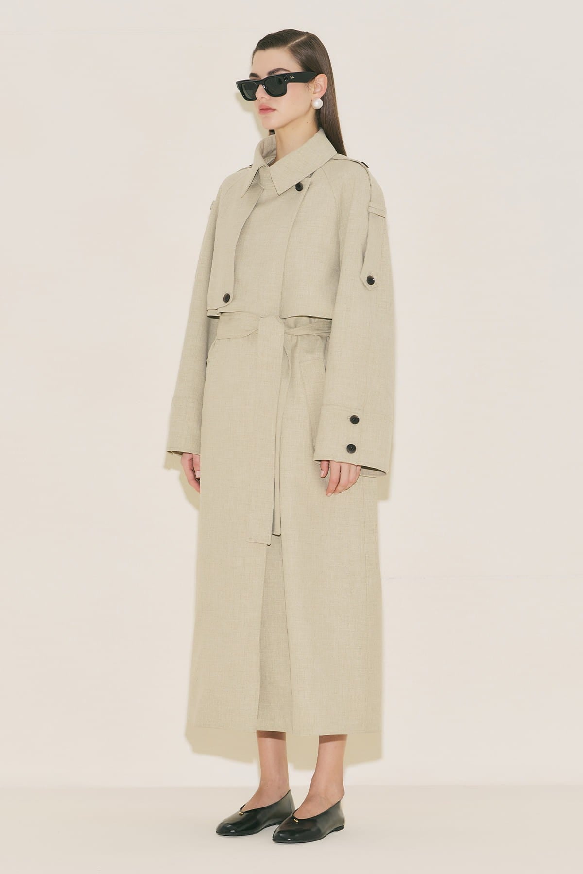 Limited edition wide sleeve trench coat suit green