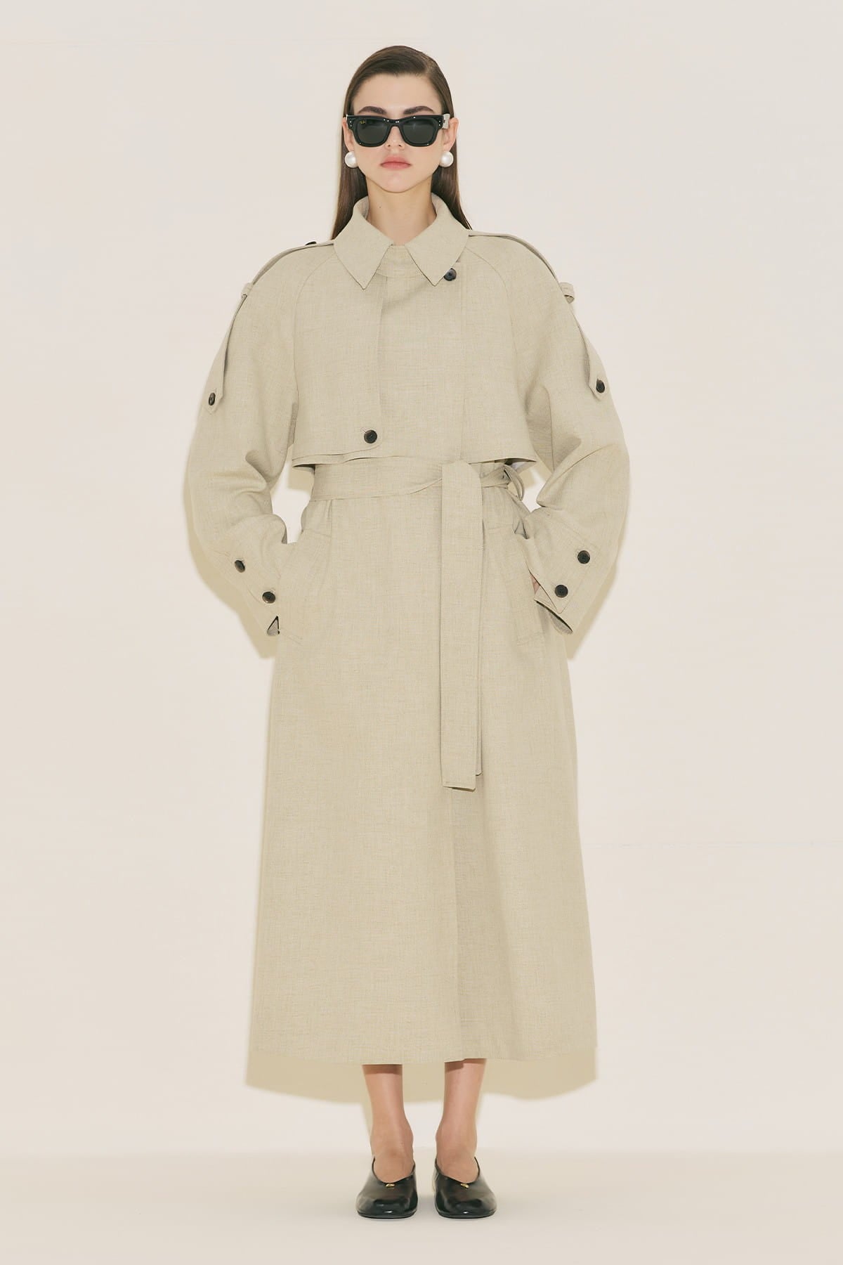 Limited edition wide sleeve trench coat suit green