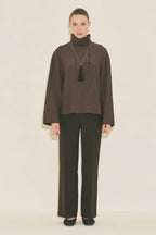Wide Collar Striped Blouse Brown