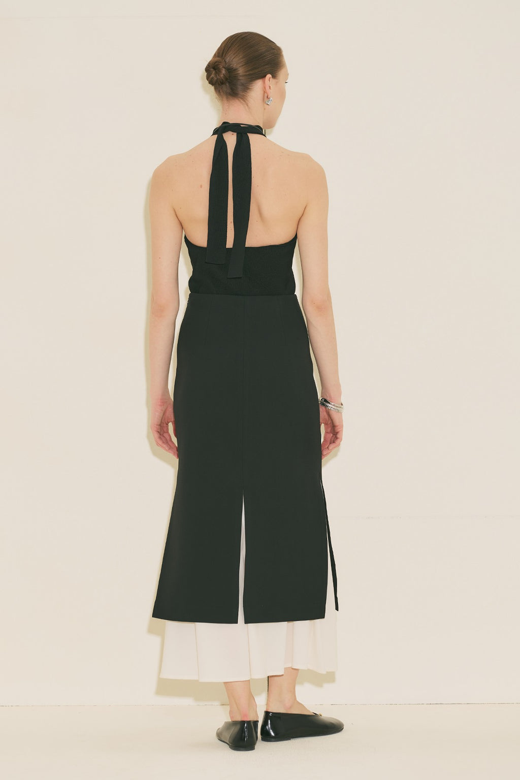Crush fabric suit ecru