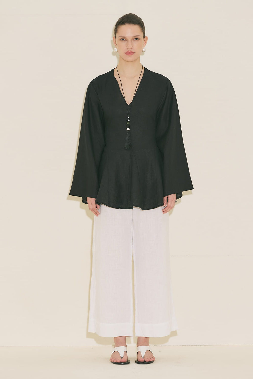 Linen voluminous tunic black