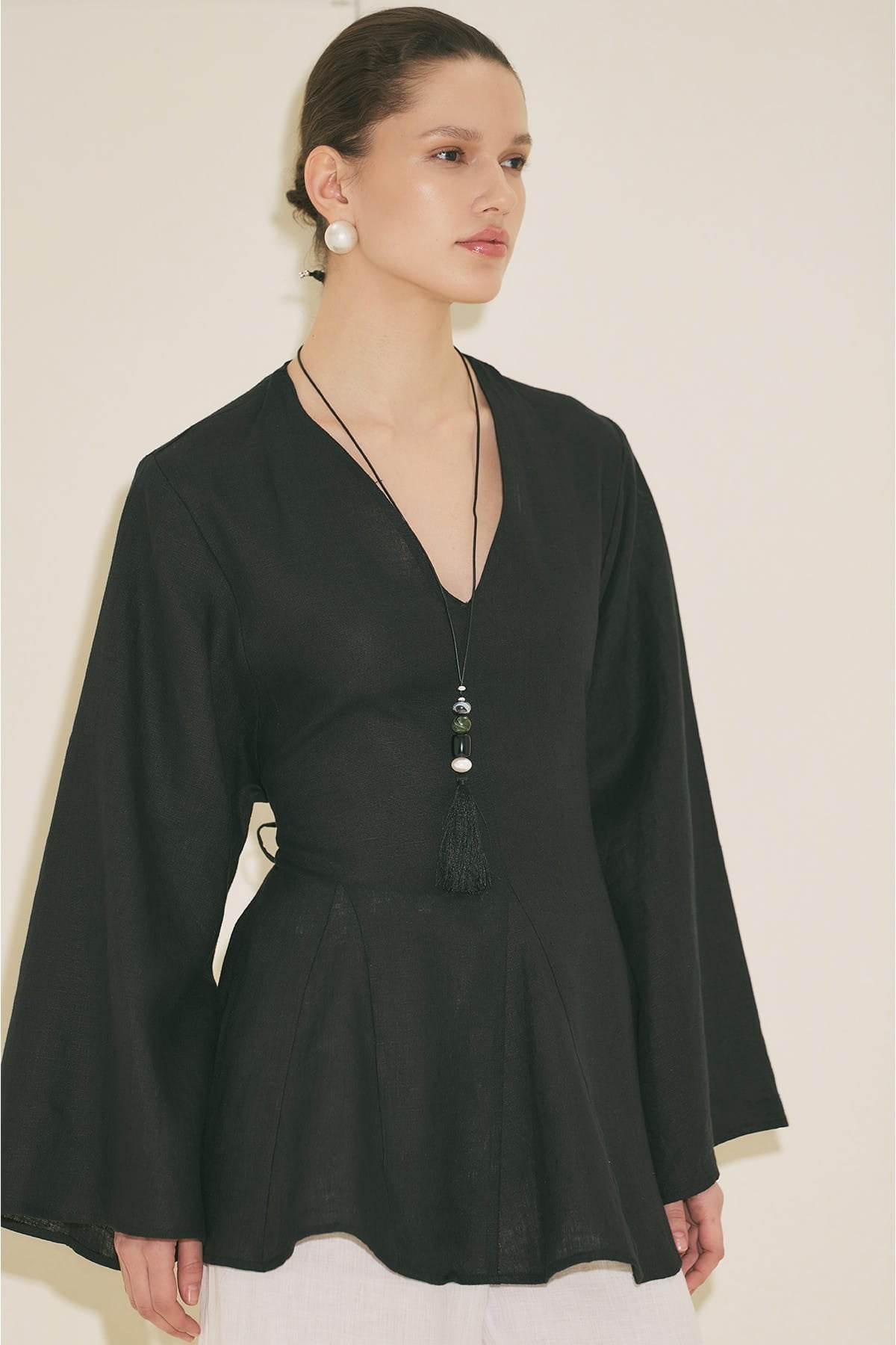 Linen voluminous tunic black