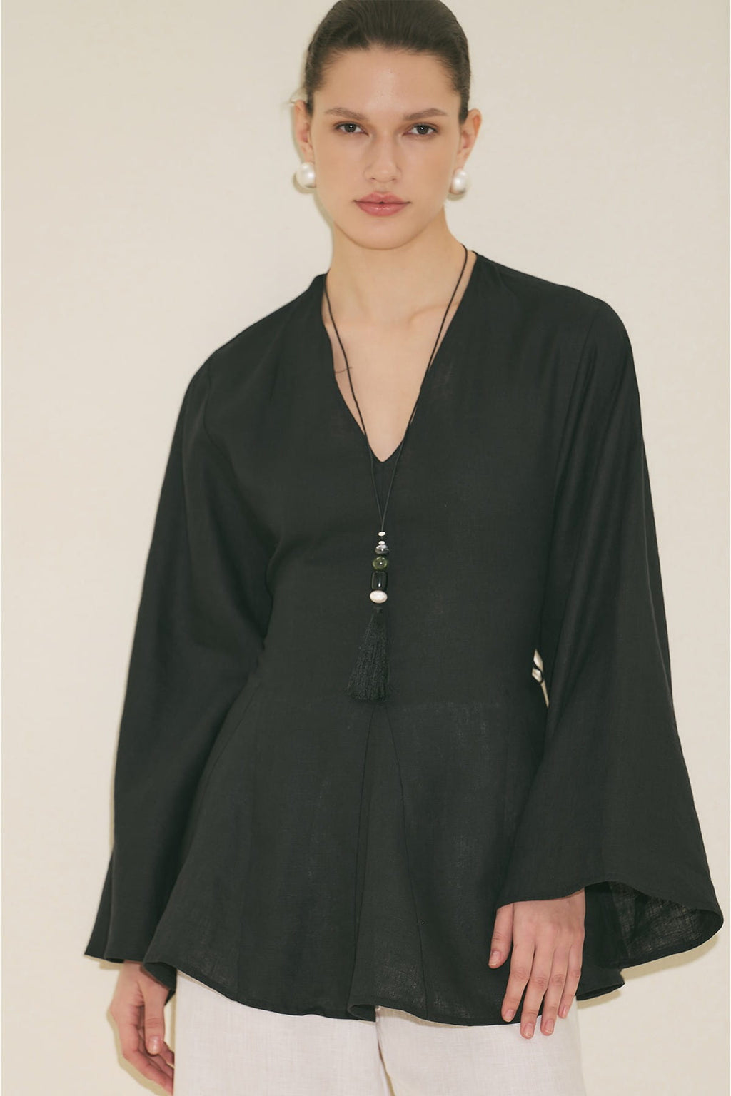 Linen voluminous tunic black