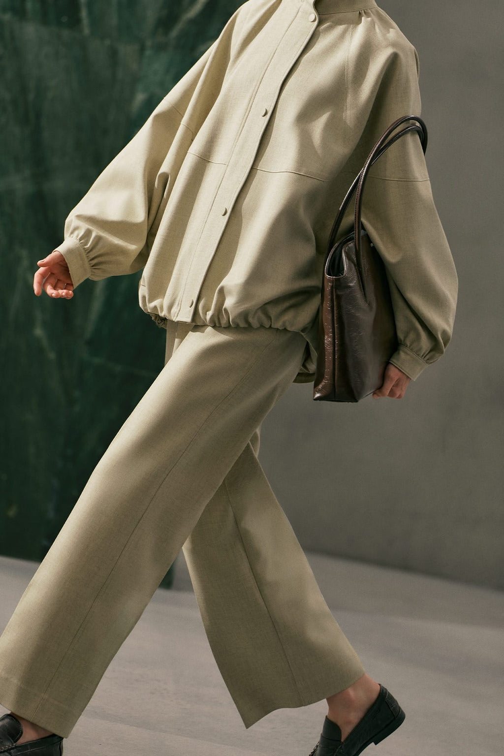 Premium bomber suit green