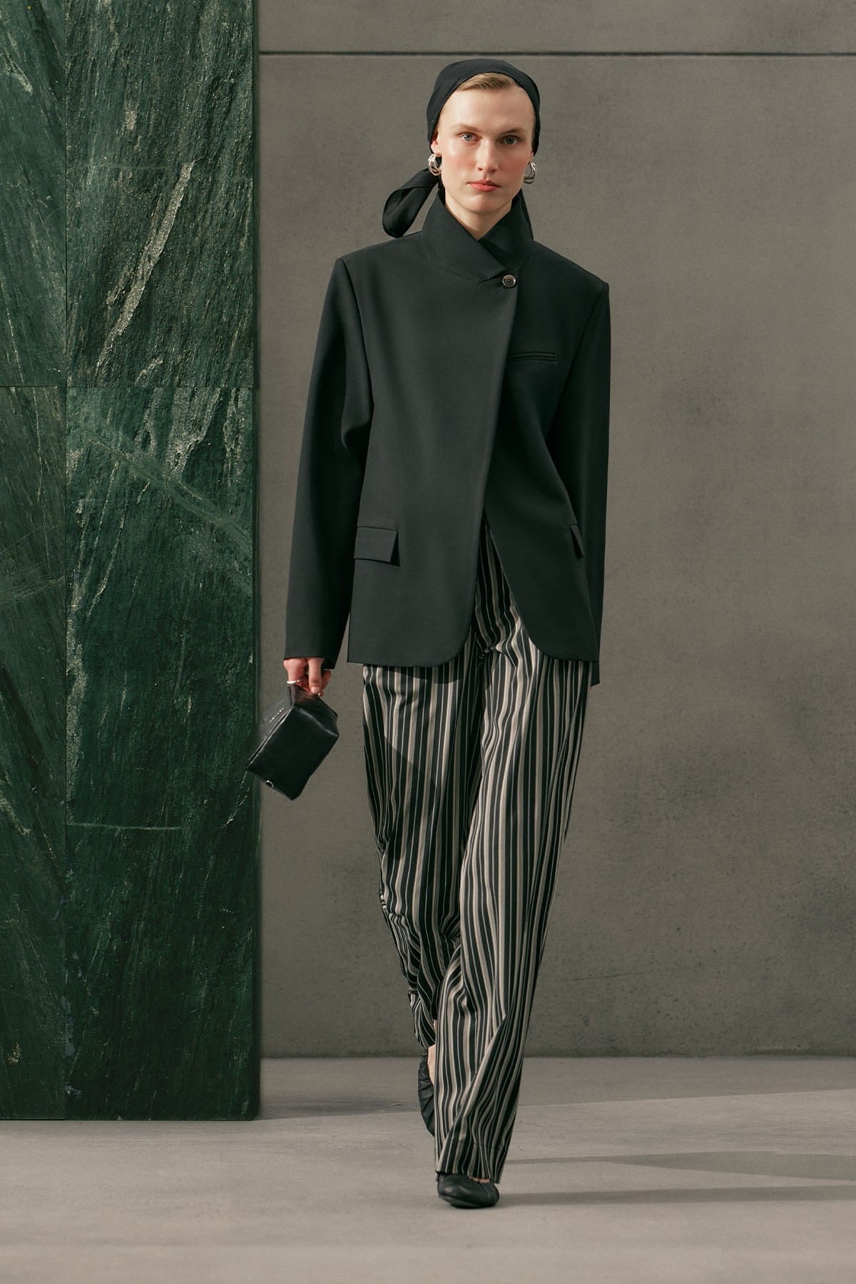 Milanda blazer jacket black