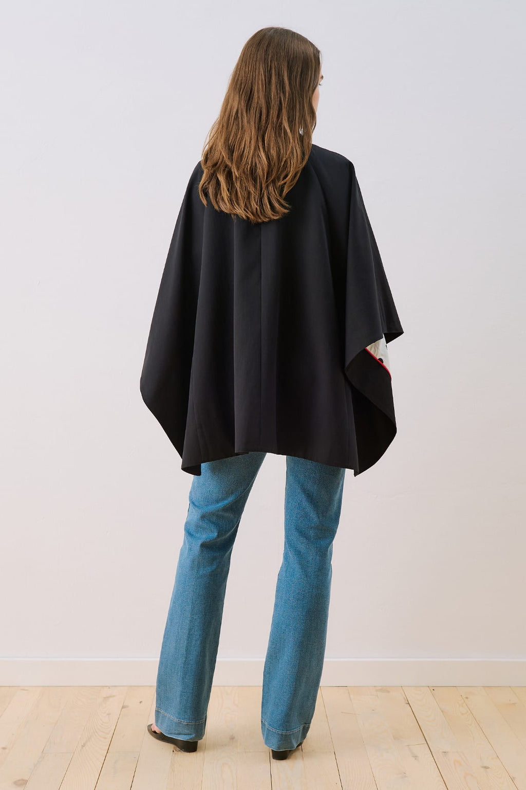 Black Wide-Collar Cape Jacket