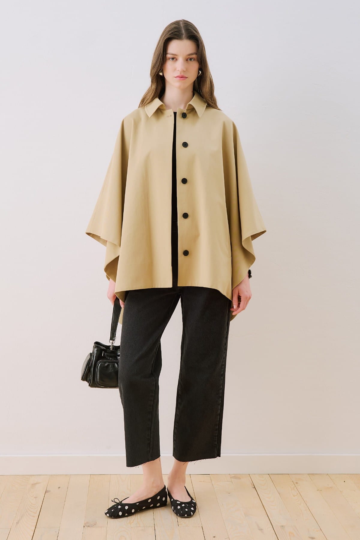 Camel Wide-Collar Cape Jacket