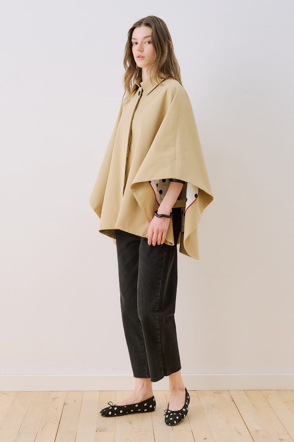Camel Wide-Collar Cape Jacket
