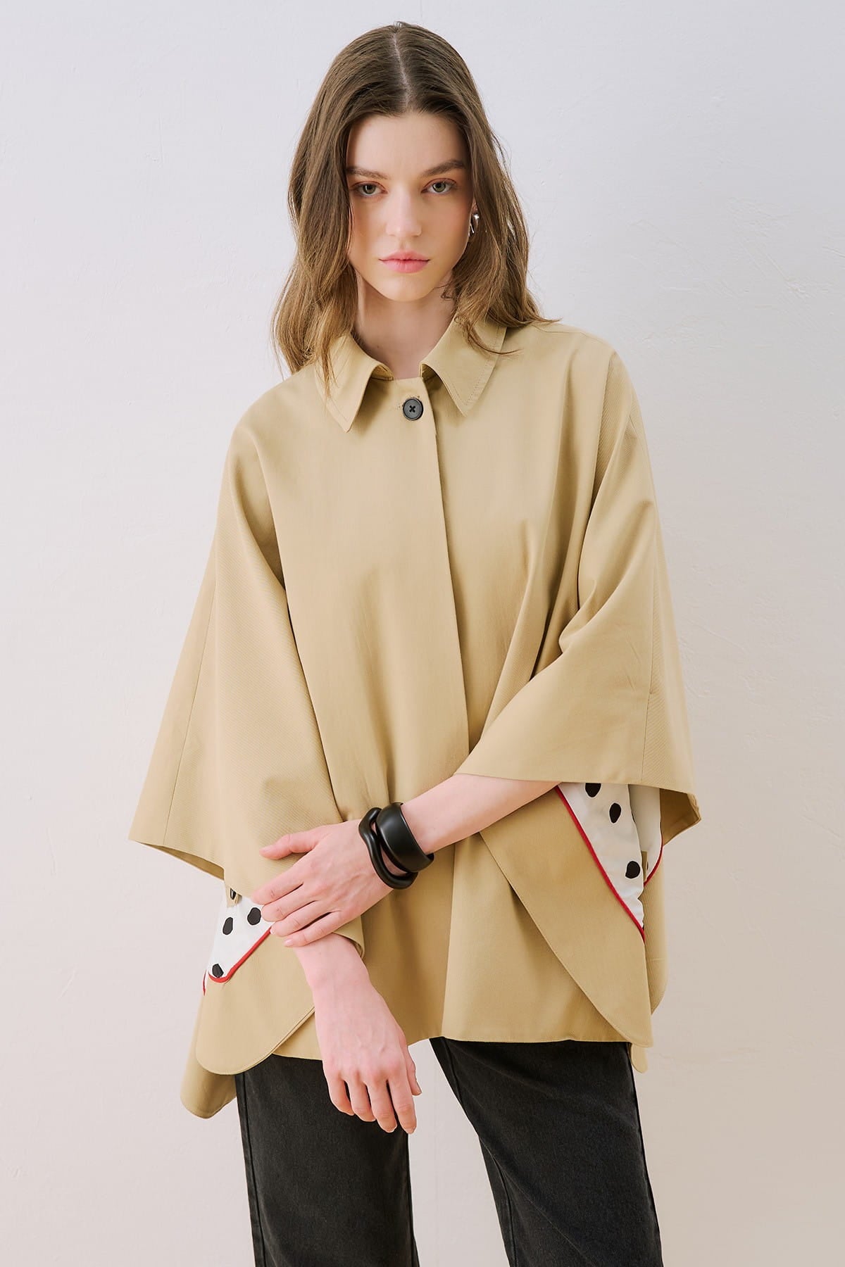 Camel Wide-Collar Cape Jacket