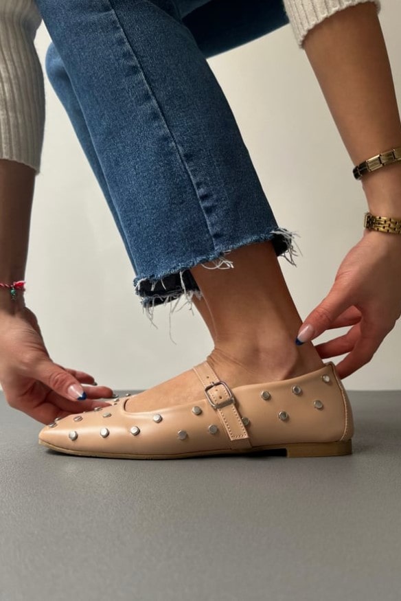 Nude ballerina flats with nude stone