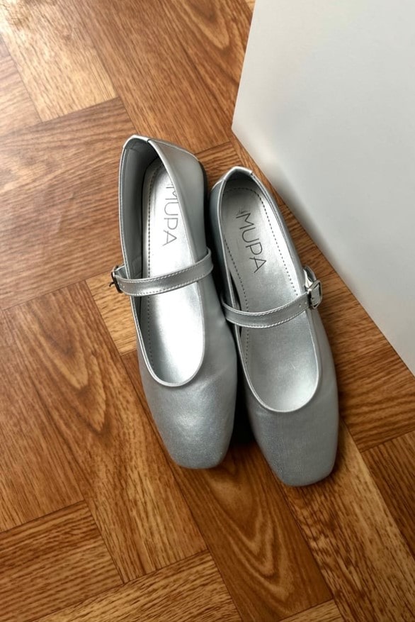 Silver ballerina flats
