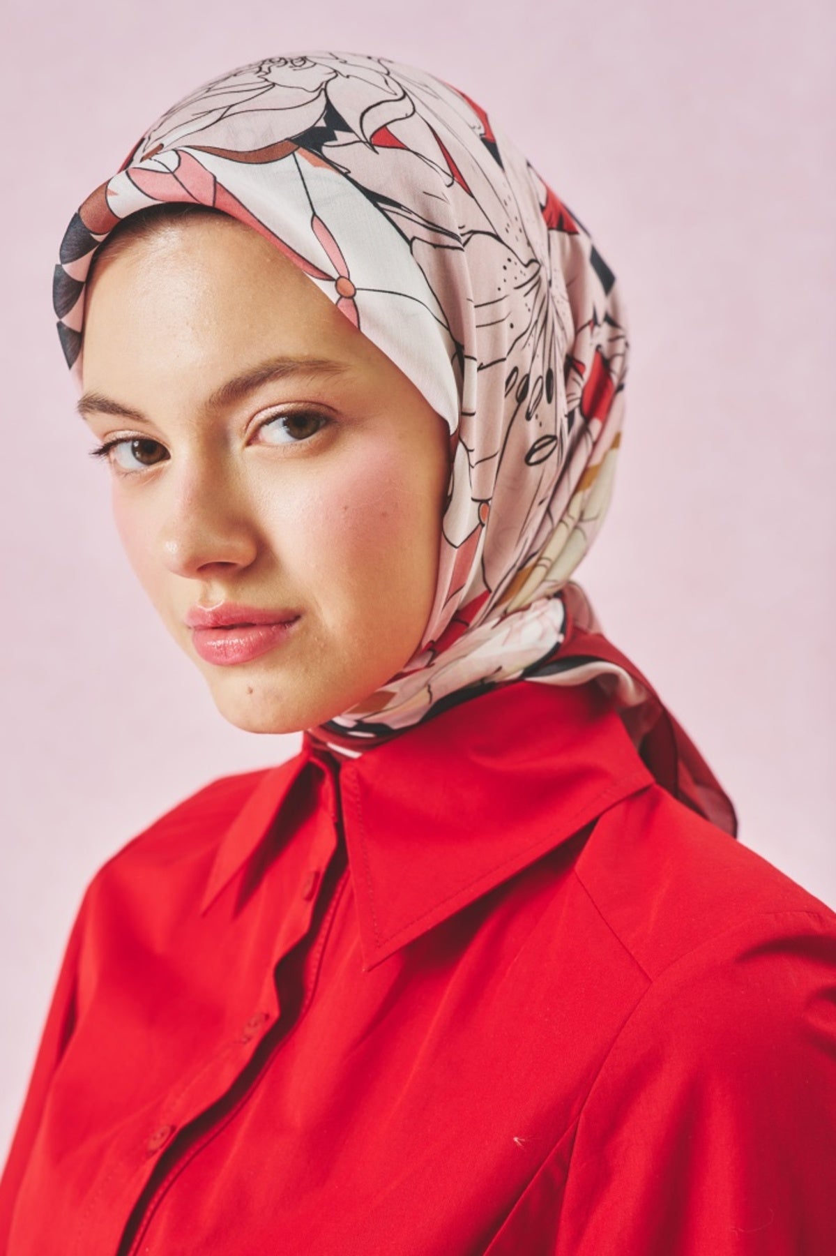 Vintage rose tales of love viscose scarf