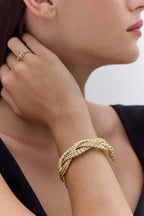 Knitted bracelet light yellow