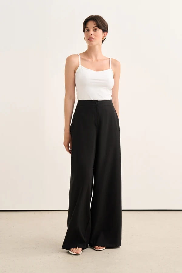 Black Pleated Detail Trousers