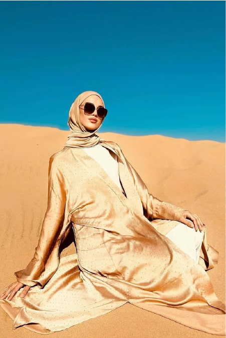 Camel classic abaya