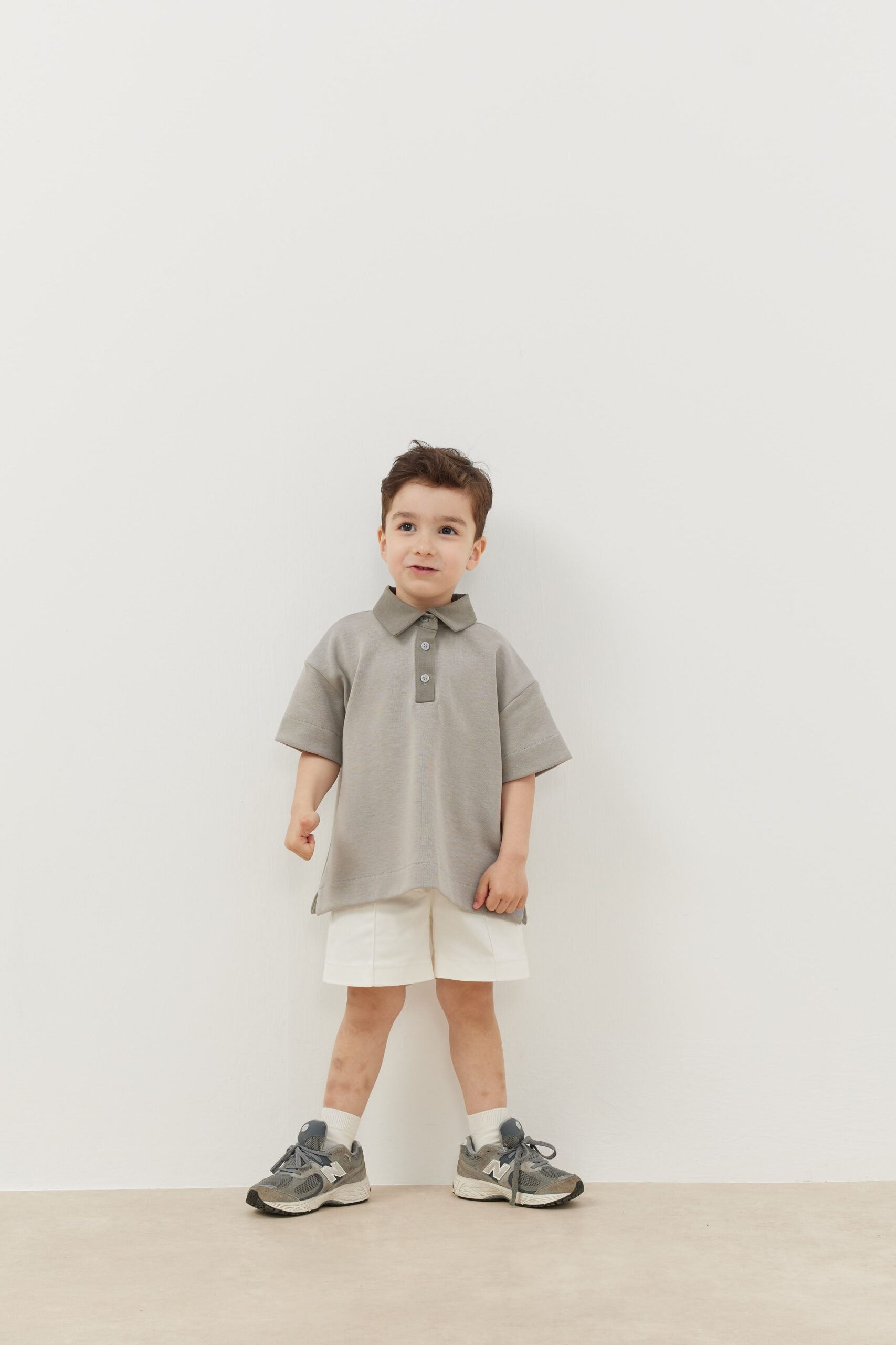 Premium polo neck oversize t-shirt gray