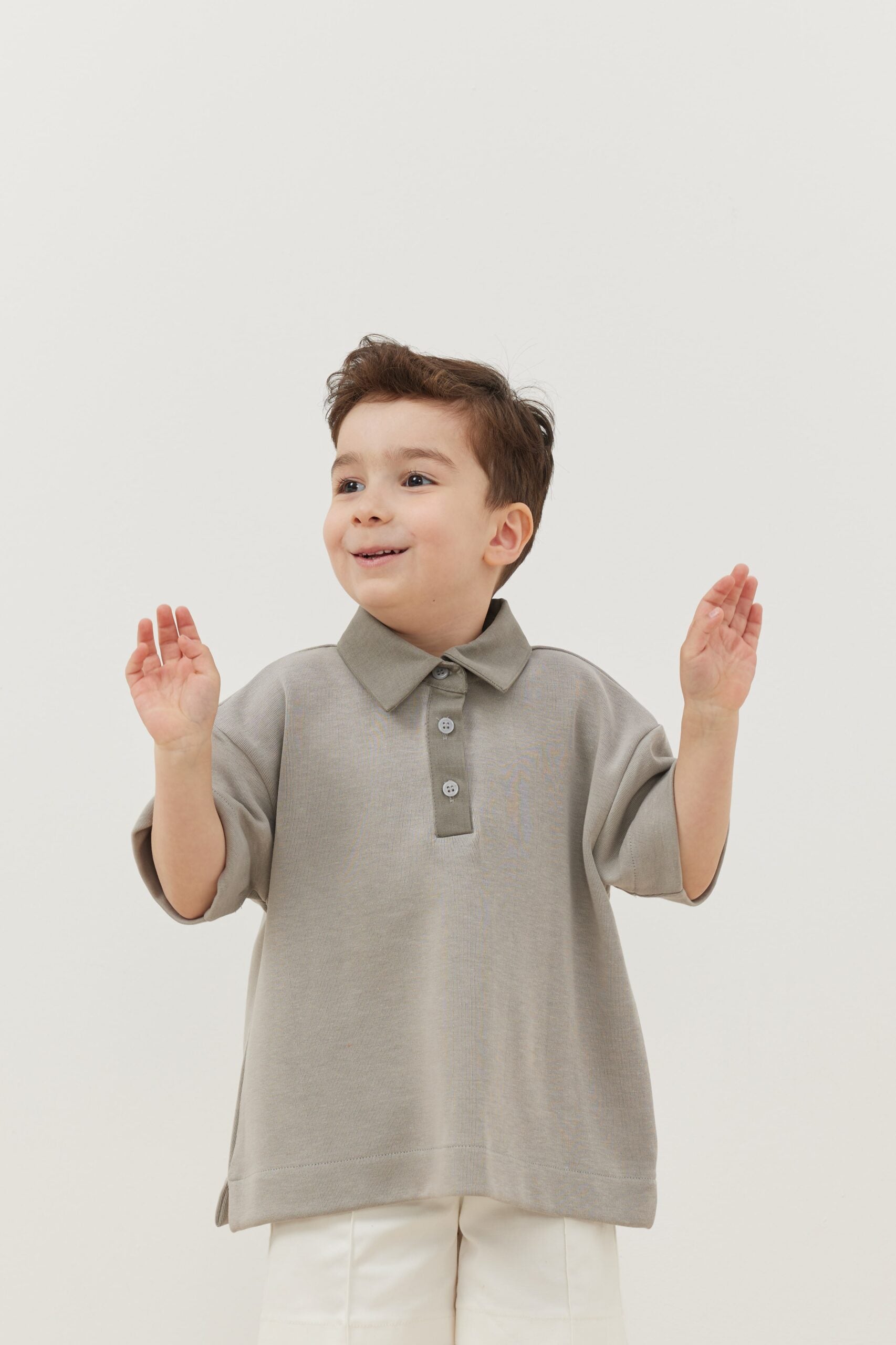 Premium polo neck oversize t-shirt gray