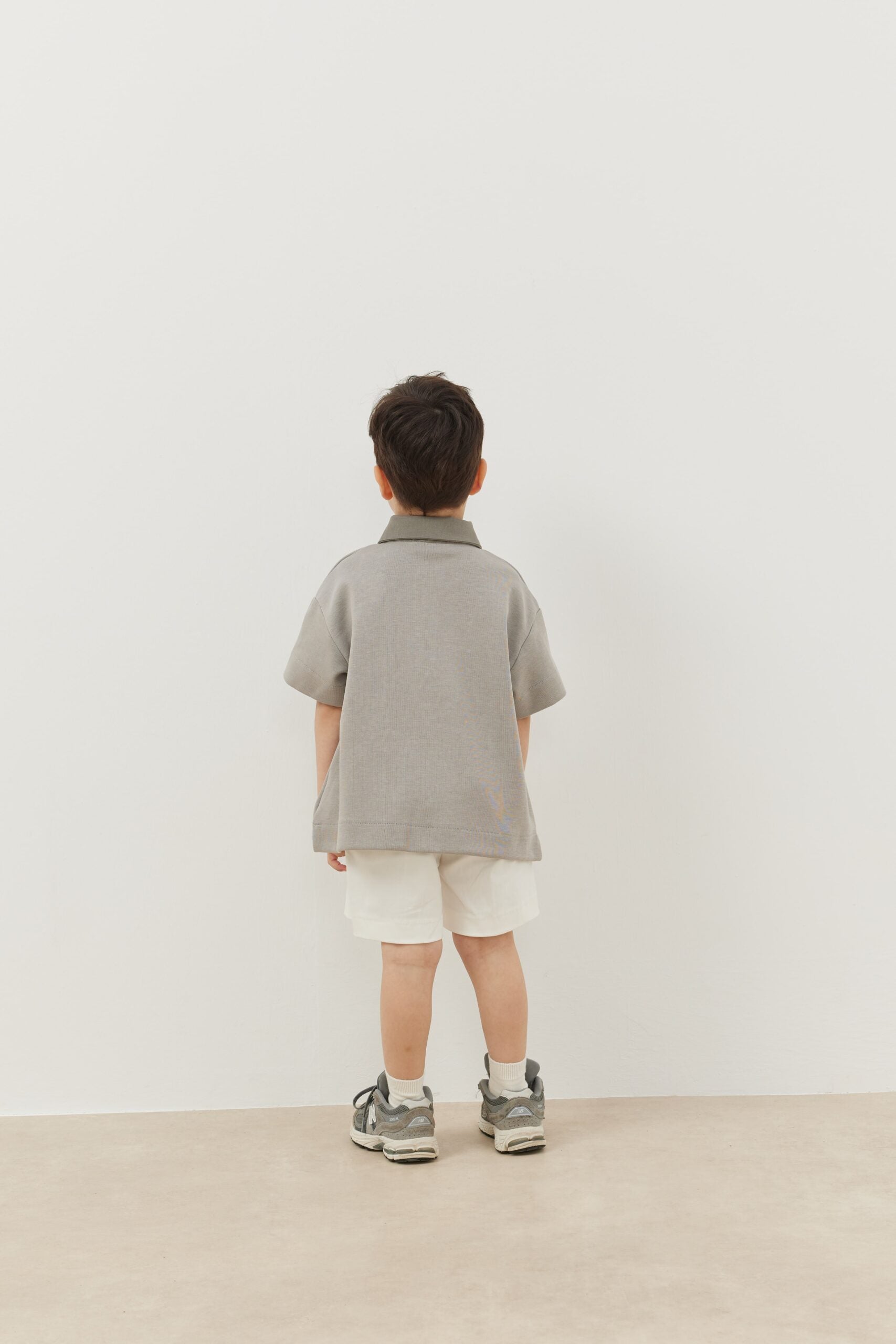Premium polo neck oversize t-shirt gray