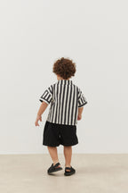 Kangaroo pocket shirt striped black